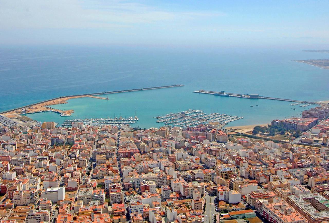 Homely Apartments Radio Murcia 托雷维耶哈 外观 照片